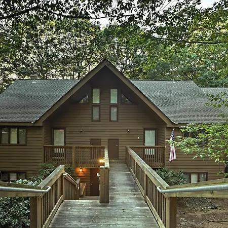 Wintergreen Resort Mountain Condo With Pool Access!